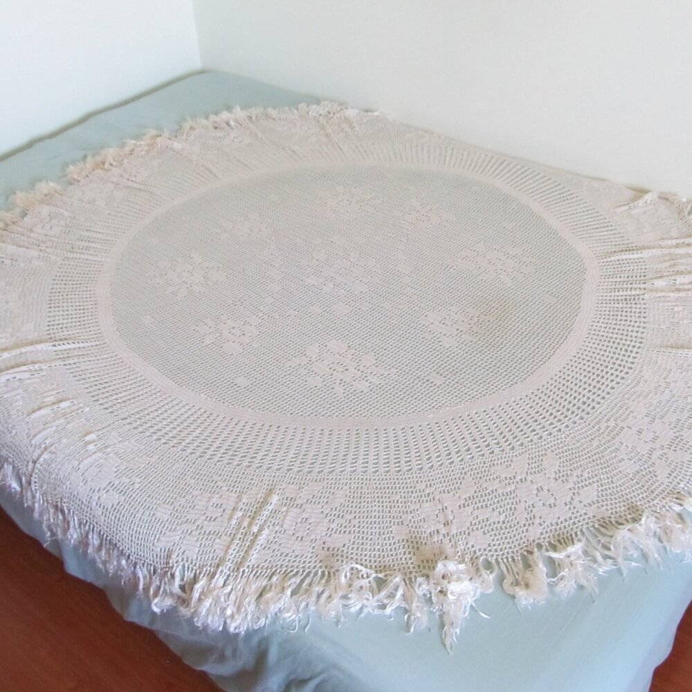 Antique White Victorian heavy silk round table cover with tassels 58 inch